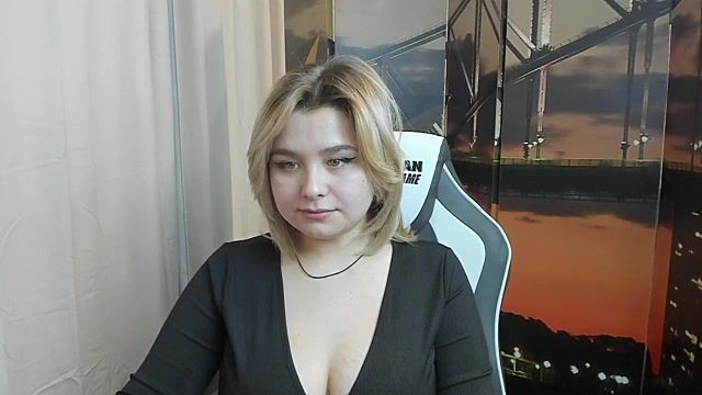 Lola_Belle