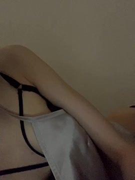Erika_Lauren