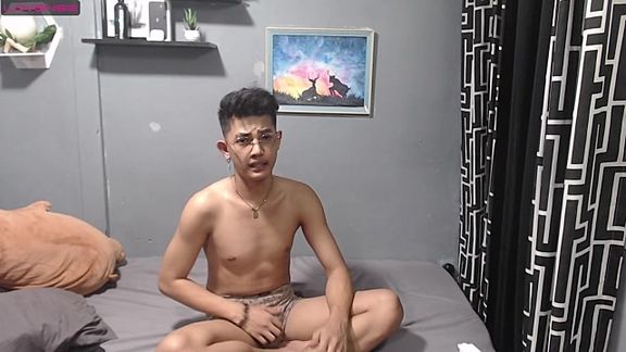 Asian_Twink_Cutie