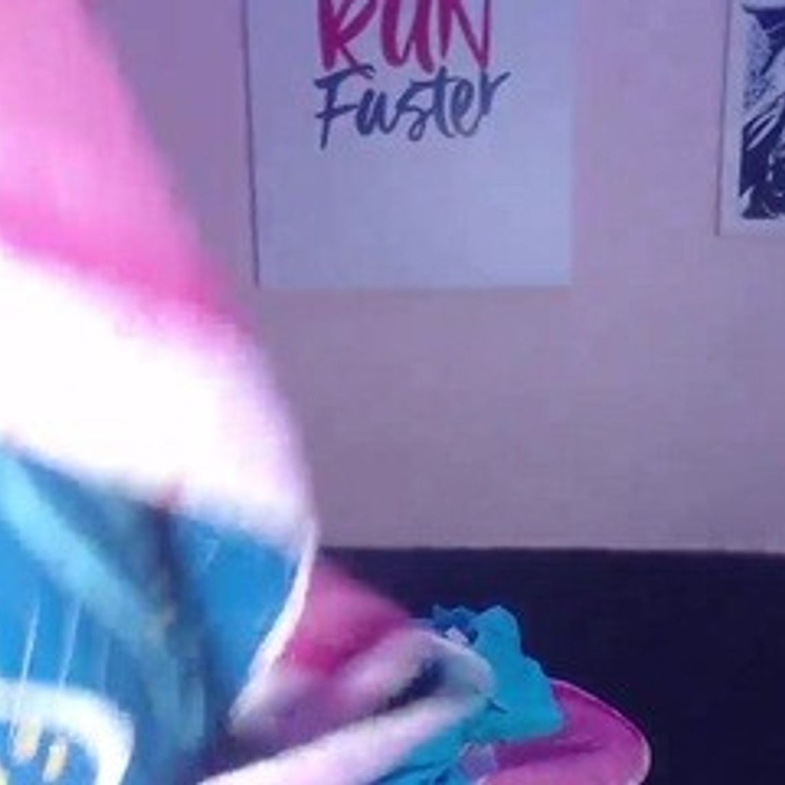 CurlyKendall18