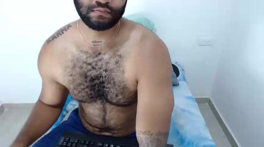 paisa_hot_982