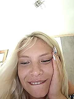 AnnieAnastasia