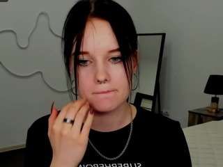 MikasaBowen