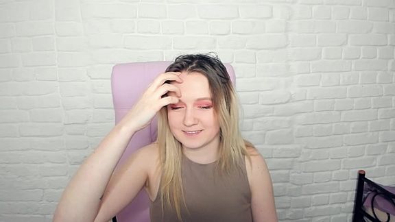 baby_girl_lina