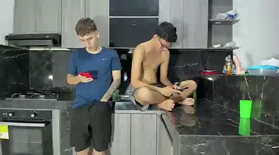 APOLOS_MENS