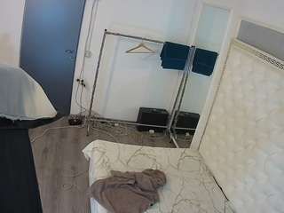 voyeurcam-euro-hostel-bar-1