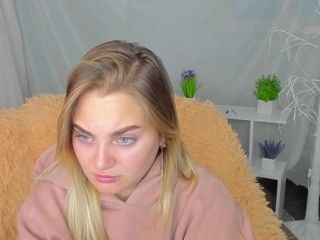 HollyWalker