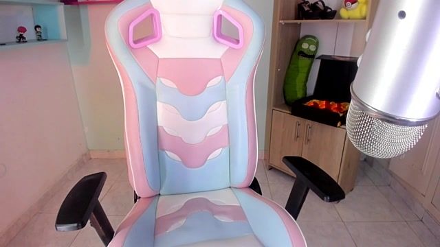 alana_grand