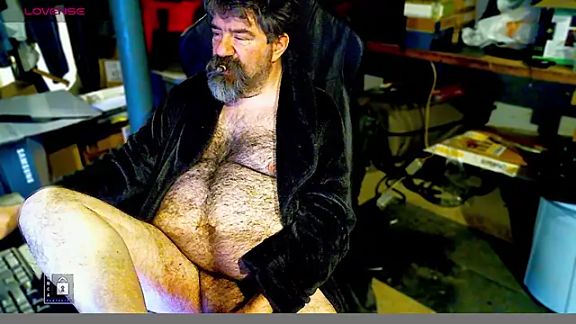 Mr_Cigar_Smoker
