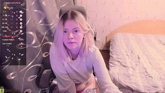 Girl_Jenny