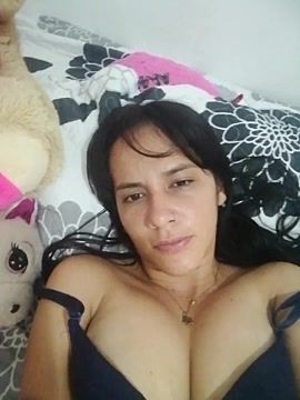 Celeste_Kisses