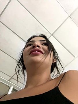laura-camila--