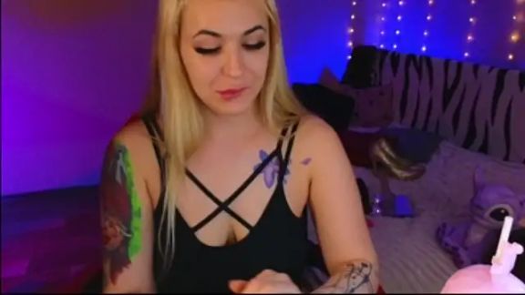 LickMy__CreamyPie