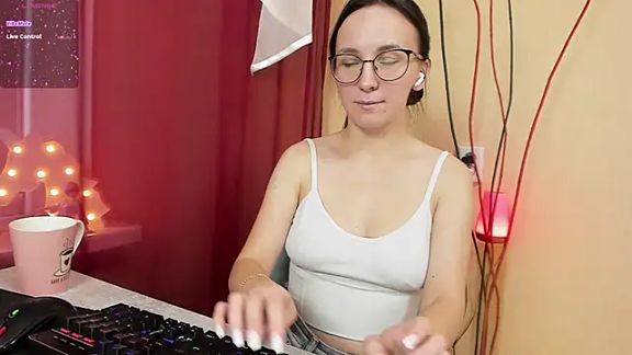 Rebecca_kisa
